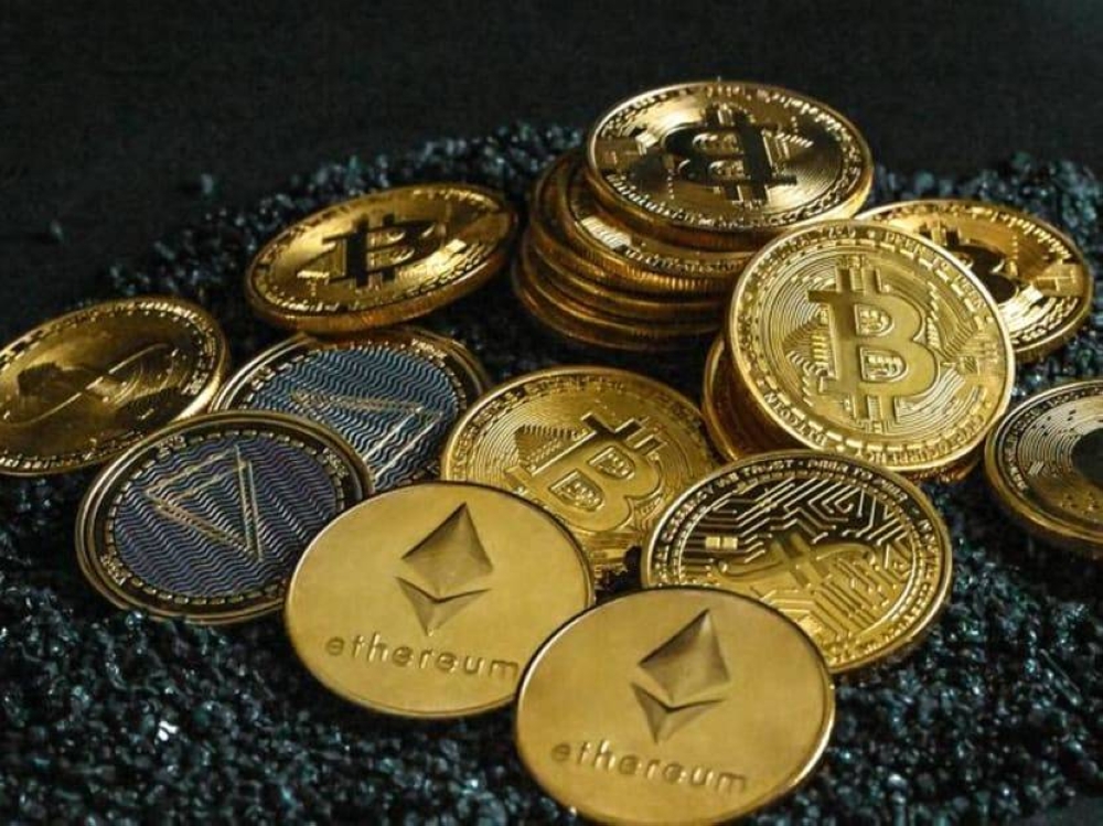 The Monetary Authority of Singapore said that the adoption of crypto assets and their underlying technology by financial institutions and systems means the stability of business models, banks and other regulated financial institutions could be disrupted. ― TODAY pic