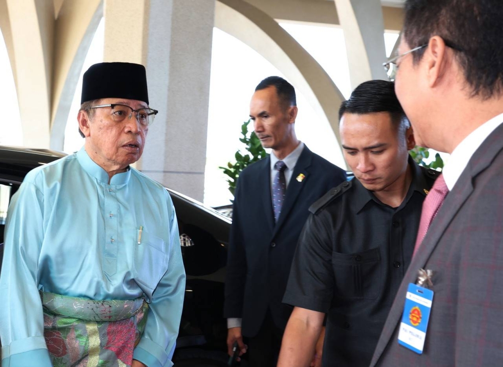 Sarawak Premier Tan Sri Abang Johari Openg arriving to attend the State Assembly meeting in Kuching, November 25, 2022. — Bernama pic