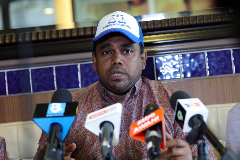 Datuk C. Sivaraj said many voters, especially BN supporters, still wanted to vote for him in the parliamentary seat contest although his withdrawal was announced last Friday. — Bernama file pic