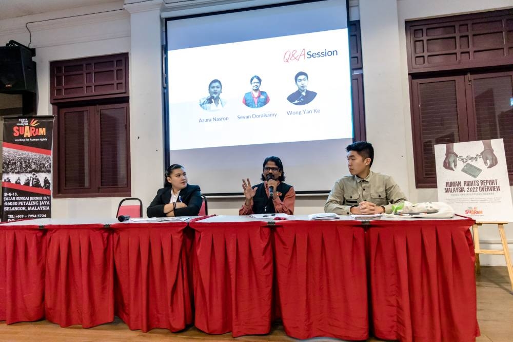 Suaram executive director Sevan Doraisamy speaks during a press conference at the Kuala Lumpur and Selangor Chinese Assembly Hall in Kuala Lumpur December 6, 2022. — Picture by Firdaus Latif