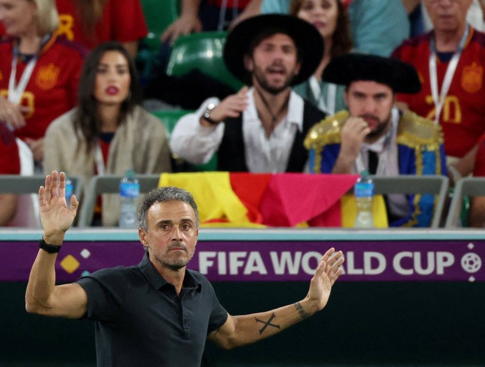 Spain coach Luis Enrique reacts during the match against Morocco December 6, 2022. ― Reuters pic