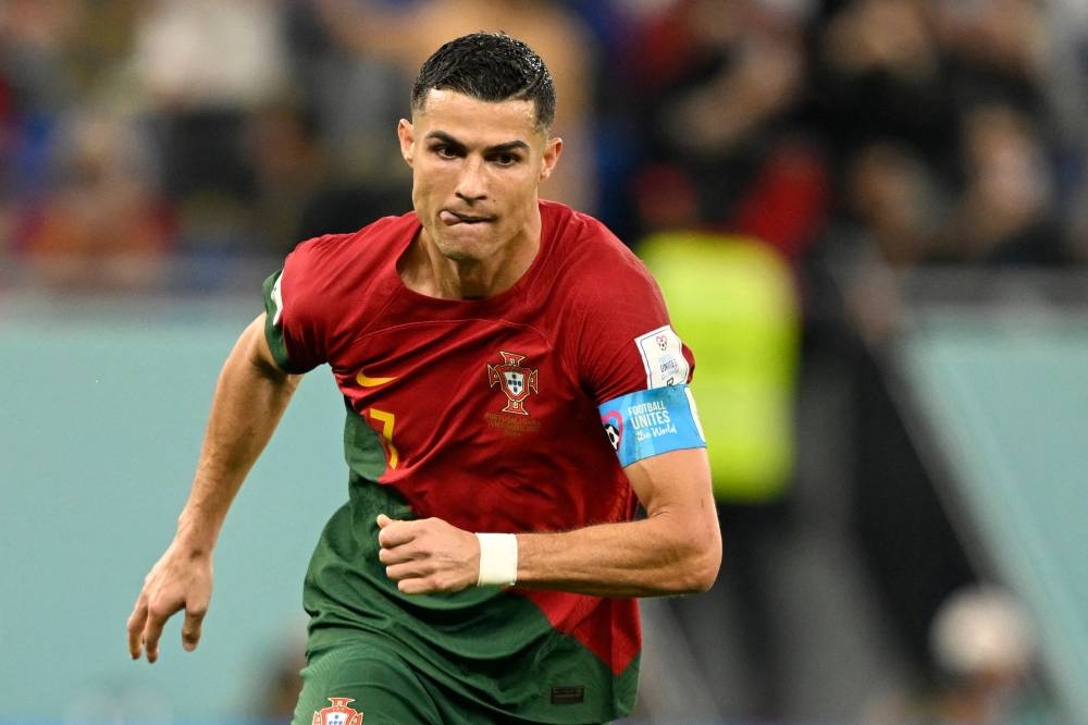 Ronaldo says dedication to Portugal unchanged but will 'let time be a good  adviser