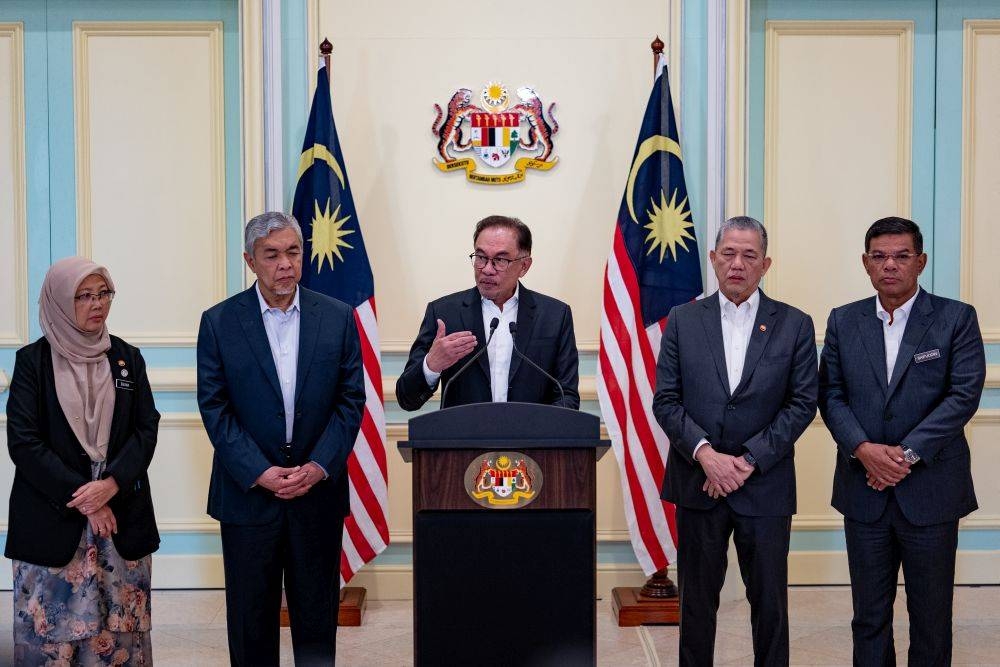 Earlier today, Anwar announced that full autonomy would be given to Sabah and Sarawak for projects under RM50 million with proper compliance under established monetary regulations. — Picture courtesy of the Prime Minister’s Office/Sadiq Asyraf