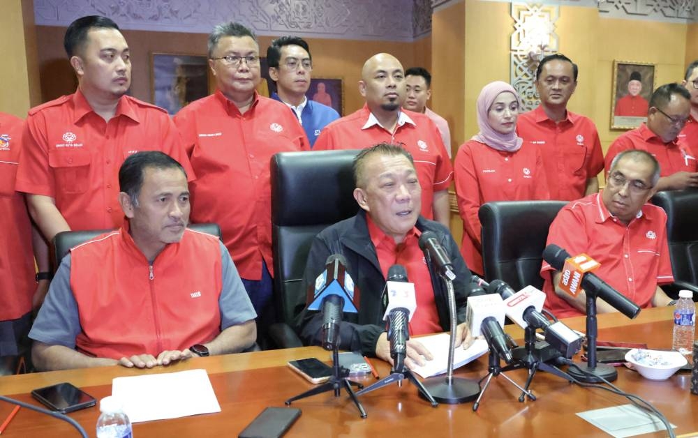 Sabah Umno chairman Datuk Seri Bung Moktar Radin said he is confident that a unity government can cool down the political temperature and stabilise the political turmoil in Sabah now. — Bernama file pic