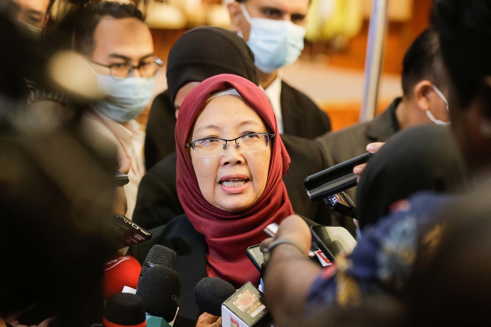 Dr Zaliha has pledged to table a Health White Paper in a bid to resolve the entrenched issues facing public healthcare. — Picture by Sayuti Zainudin