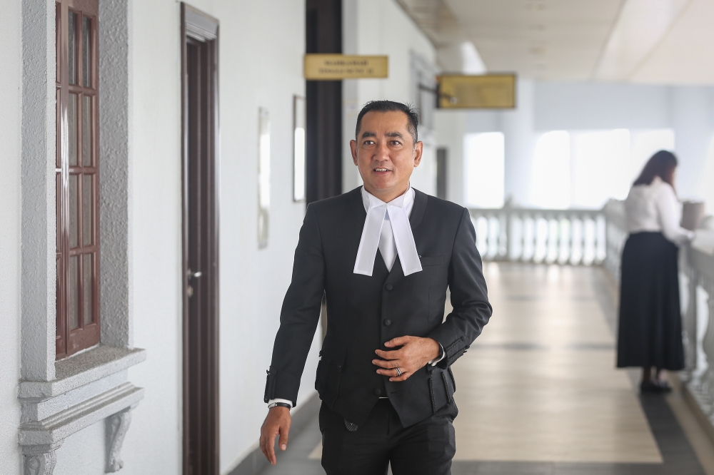 Deputy Public Prosecutor Ahmad Akram Gharib is pictured at the Kuala Lumpur High Court Complex February 9, 2023. — Picture by Yusof Mat Isa