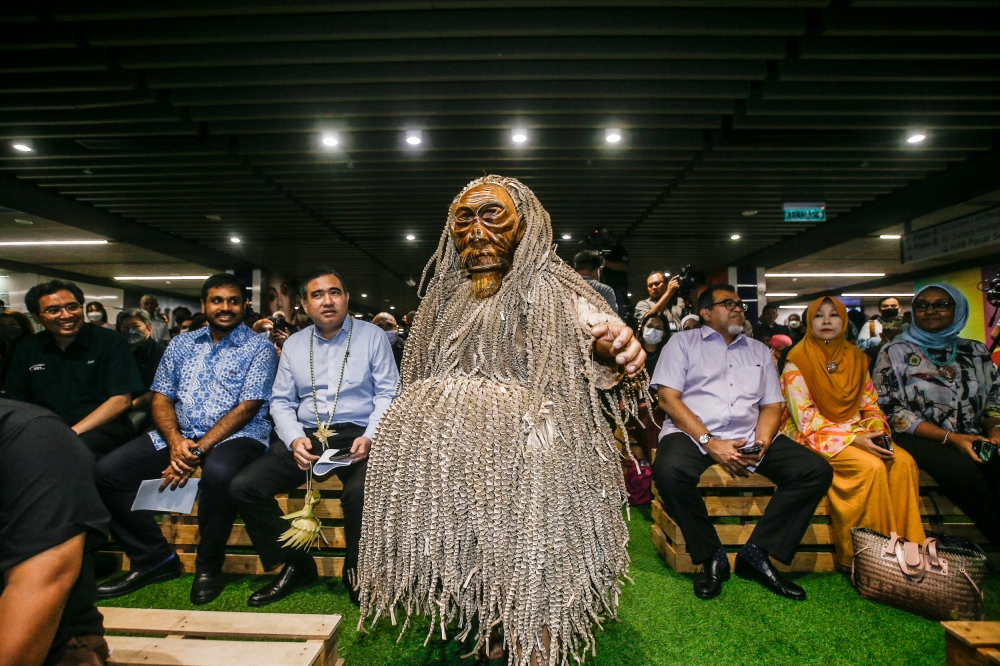 Transportation minister Anthony Loke (3rd left) attends Arts on the Move launch at Pasar Seni MRT February 14, 2023. — Picture by Hari Anggara