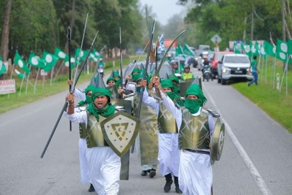 Organisers of the PAS Youth parade in Terengganu have been called out for being callous with their choice of outfits and portrayal of Islam. — Picture via social media