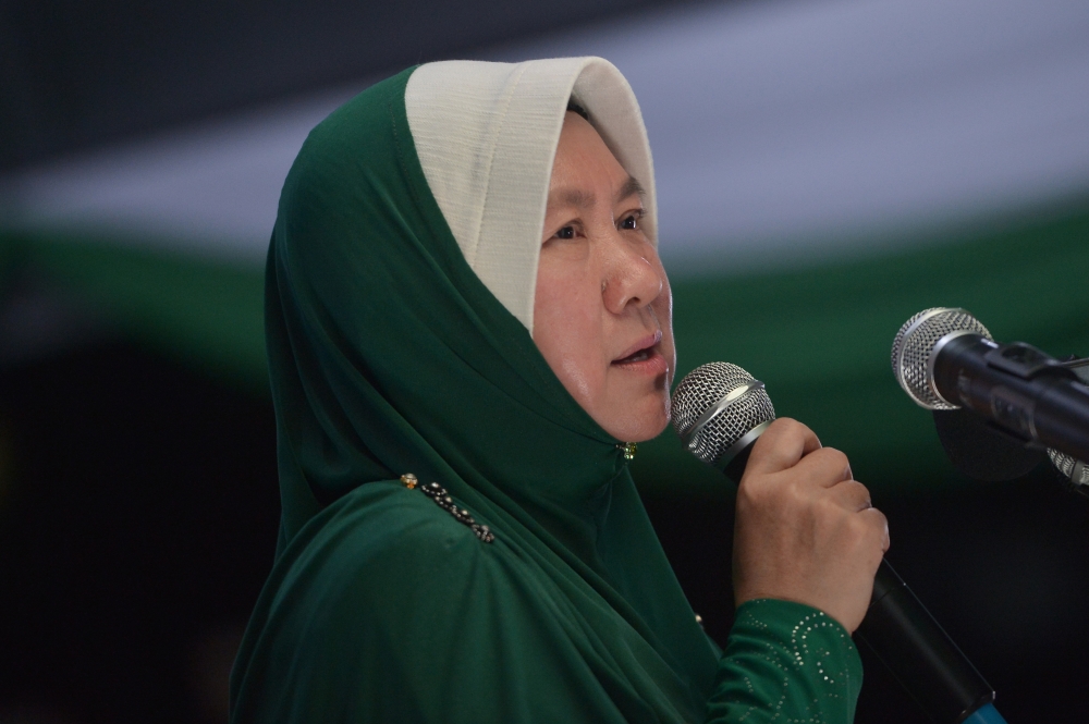 On February 15, Dr Halimah received flak from the public over comments made during a Parliamentary debate, in which she reportedly said that eating Menu Rahmah dishes could cause various diseases and health conditions due to the use of low-quality ingredients.— Picture by Mukhriz Hazim