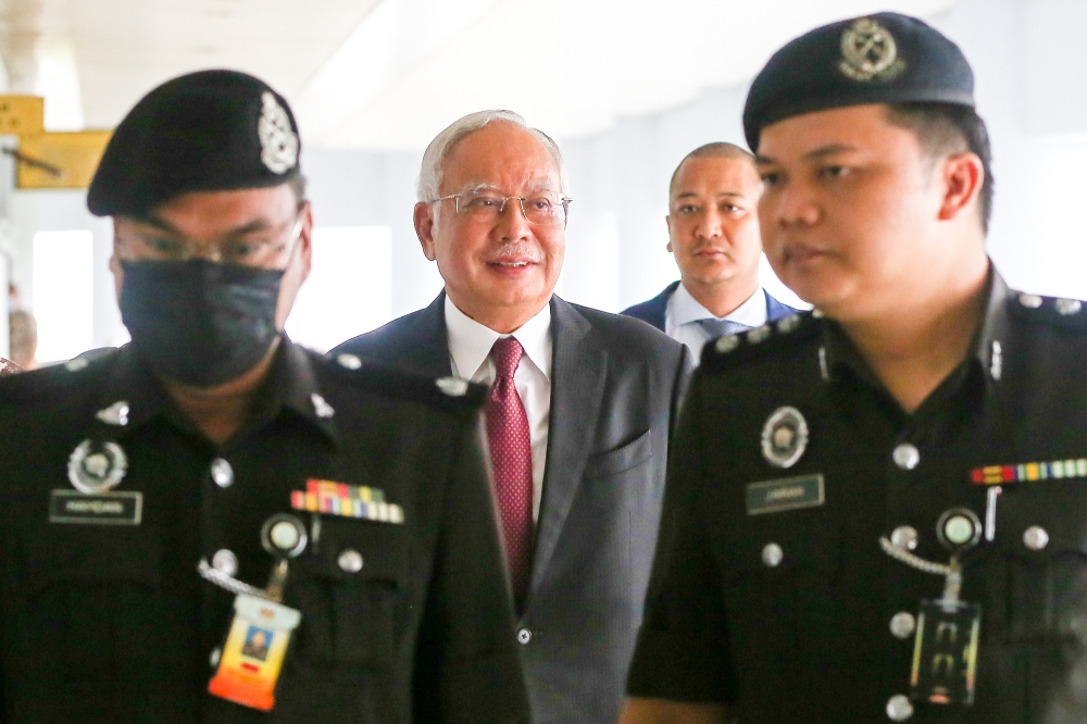 Former prime minister Datuk Seri Najib Razak is pictured at the Kuala Lumpur High Court Complex March 1, 2023. — Picture by Yusof Mat Isa