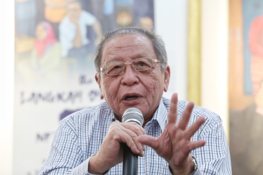 DAP’s Lim Kit Siang expressed shock today over former prime minister Tun Dr Mahathir Mohamad’s move to join Parti Bumiputera Perkasa Malaysia (Putra) ostensibly to champion Malay rights. — Picture by Choo Choy May