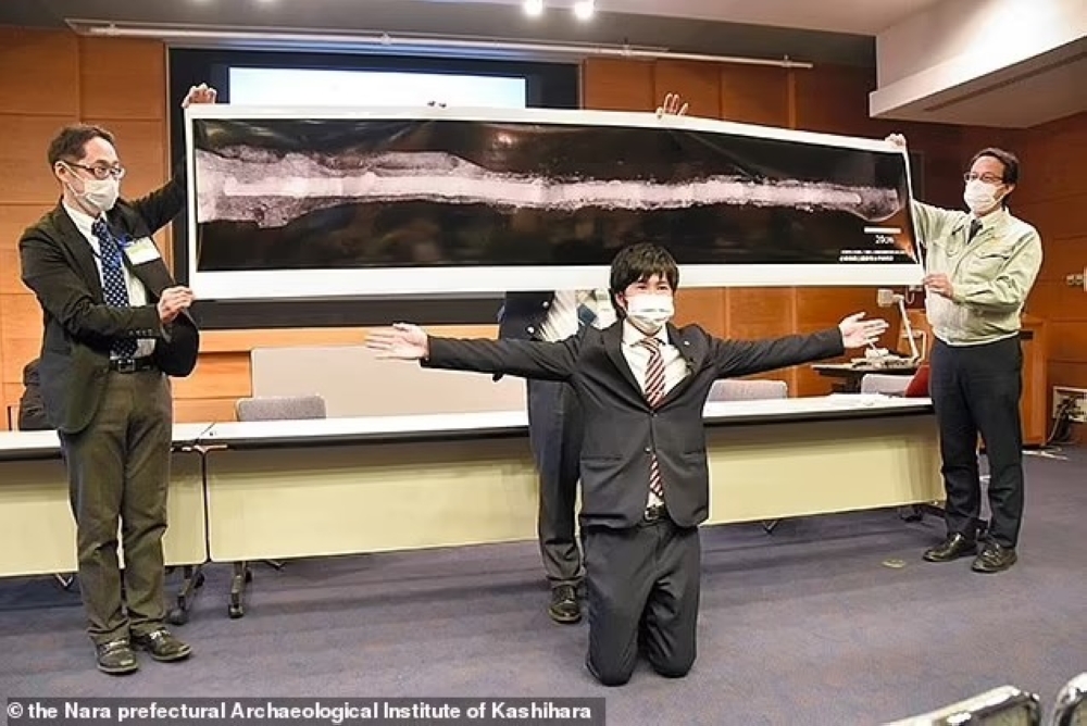 The biggest and oldest 'dako' sword ever found is a masterpiece of metalwork from Japan’s Kofun period. — Picture via Nara Prefectural Archaeological Institute of Kashihara