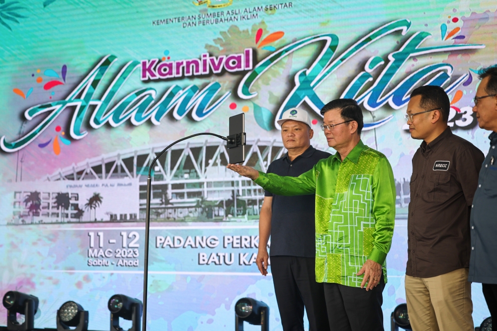 Penang Chief Minister Chow Kon Yeow during the opening of the Alam Kita Carnival 2023, in Batu Kawan, March 12, 2023. — Bernama pic