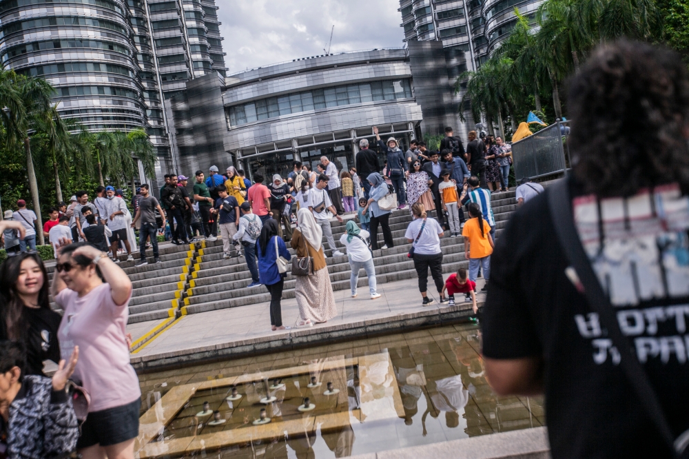 In the 'People Power Under Attack 2022' report by global research collaboration CIVICUS Monitor, which tracks fundamental freedoms in 197 countries and territories, Malaysia is one of seven countries in the Asia region rated as having an 'obstructed' civic space. — Picture by Hari Anggara