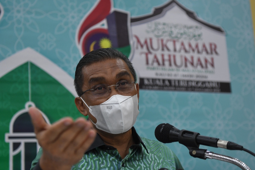 PAS secretary-general Datuk Seri Takiyuddin Hassan today accused Youth and Sports Minister Hannah Yeoh of trying to drive a wedge within the Opposition Perikataan Nasional (PN) coalition. — Bernama pic