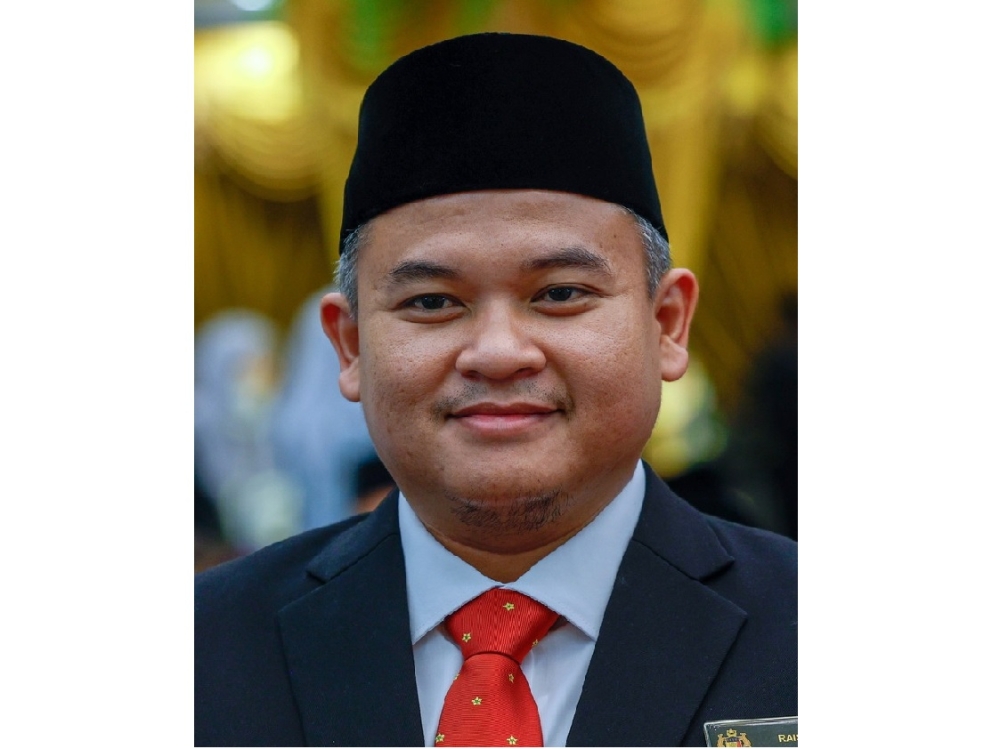 Umno’s Paya Rumput assemblyman Datuk Rais Yasin said the sex scandal allegations were made to tarnish his political career. ― Bernama pic