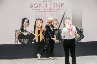 律师起诉 Live Nation Malaysia 要求在 Blackpink 演唱会上“丢失座位”高达 100 万令吉（视频）