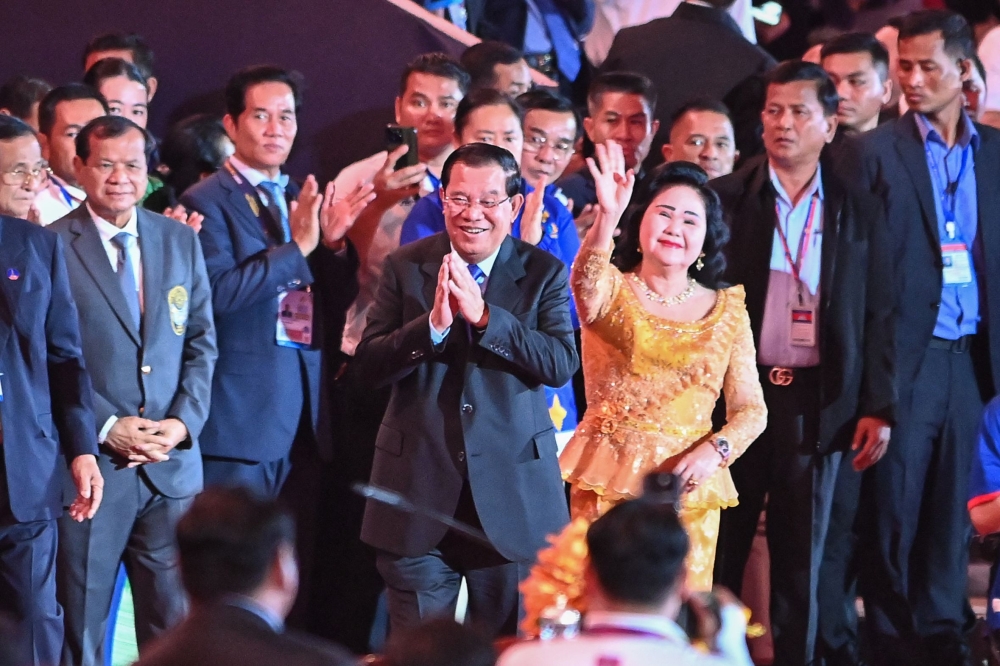 Cambodia's Prime Minister Hun Sen gestures during the closing ceremony of the 32nd South-east Asian Games (SEA Games) at Morodok Techo National Stadium in Phnom Penh May 17, 2023. — AFP pic