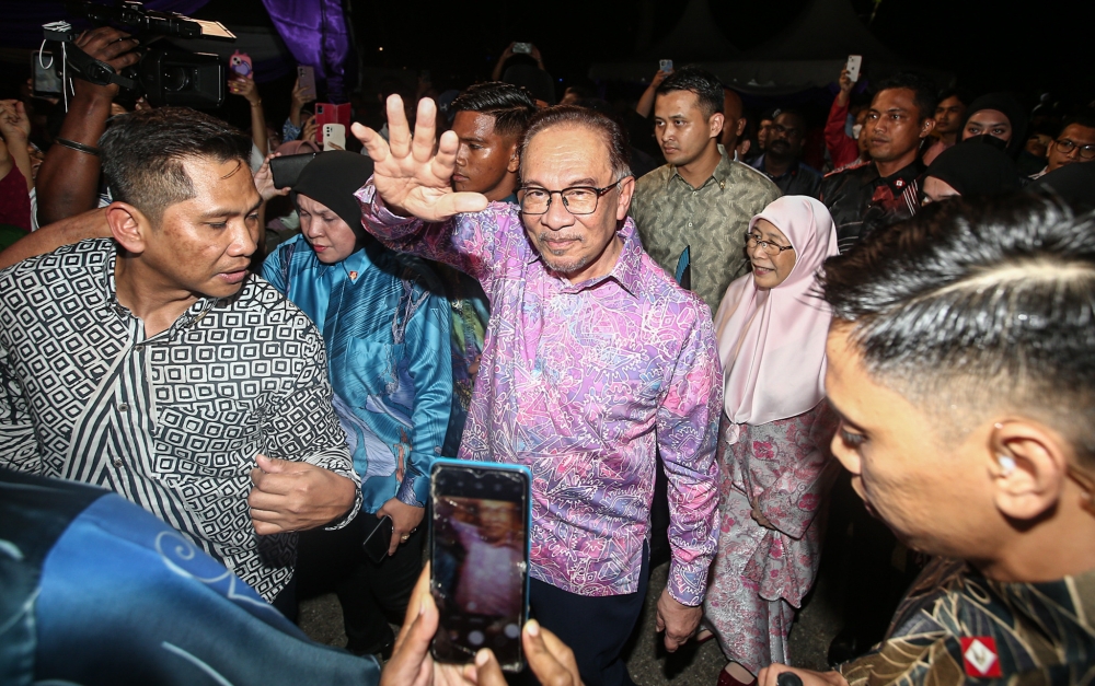 Prime Minister Datuk Seri Anwar Ibrahim at the Malaysia Madani Raya Open House at the grounds of the Lost World of Tambun in Ipoh, Perak, May 18, 2023. — Picture by Farhan Najib