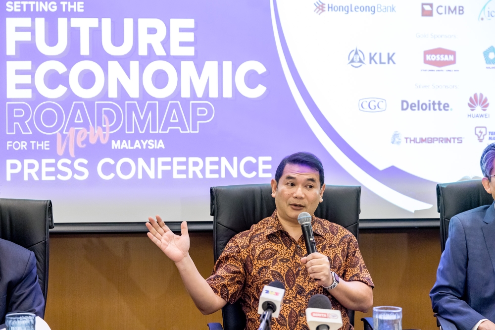 Economy Minister Rafizi Ramli speaks during a press conference after attends the National Economic Forum 2023 in Kuala Lumpur May 18, 2023. — Picture by Firdaus Latif 