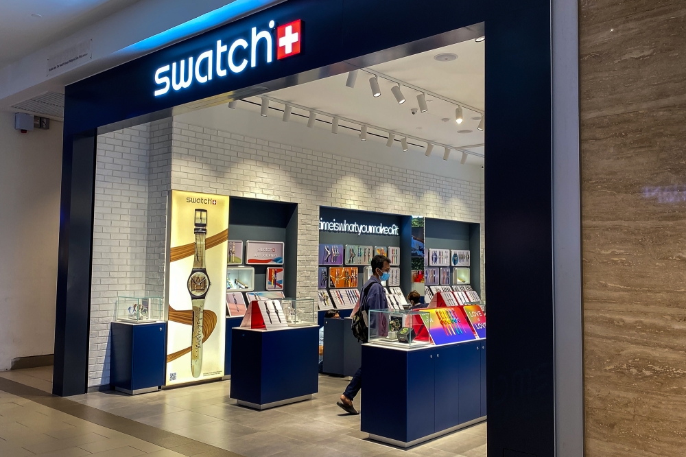 A general view of the shop of Swiss watch manufacturer Swatch at Setia City Mall in Shah Alam, May 25, 2023. — Picture by Yusof Mat Isa