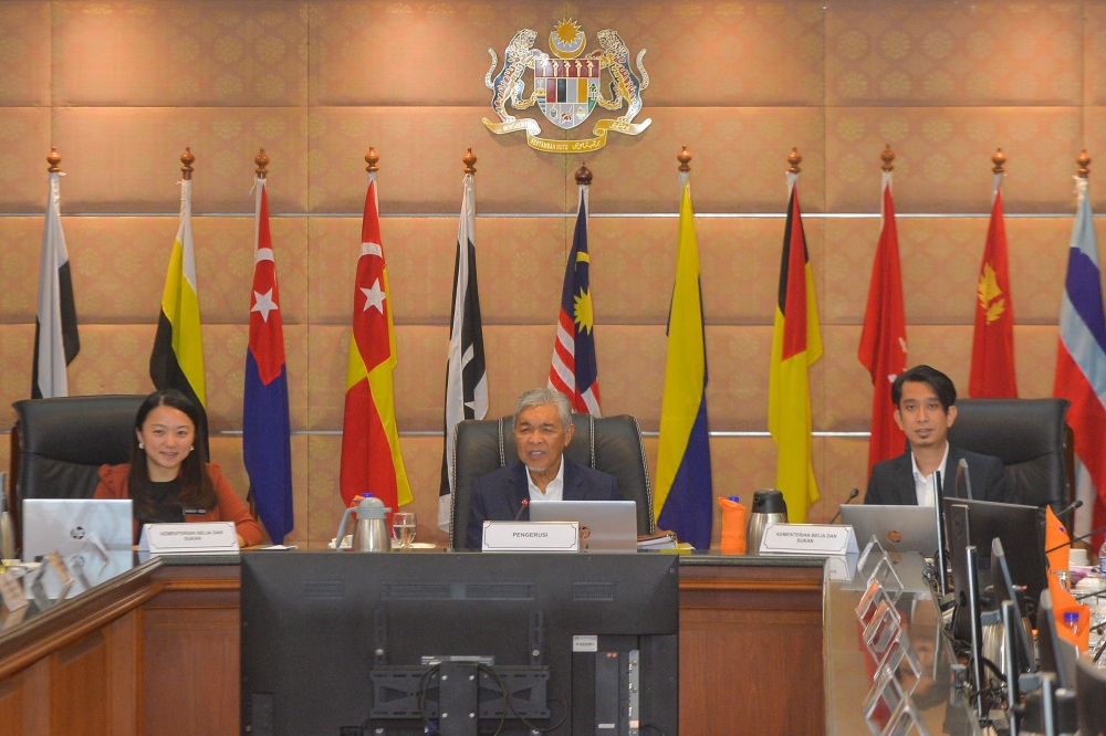 Datuk Seri Ahmad Zahid Hamidi (centre) chairing the Committee Meeting of Sports Development Cabinet at the Prime Minister’s Department in Putrajaya May 30, 2023. ― Picture by Shafwan Zaidon