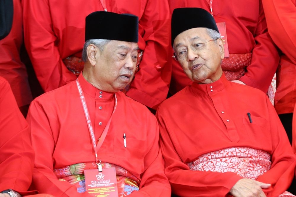 Last week, Bersatu president Muhyiddin and Dr Mahathir had through the media made public their willingness to rekindle their political relationship following the bitter “Sheraton Move”. — Picture by Ahmad Zamzahuri