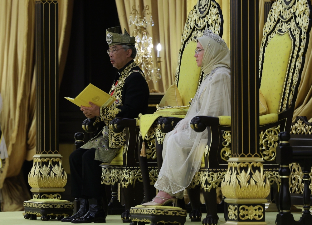 Yang di-Pertuan Agong Al-Sultan Abdullah Ri’ayatuddin Al-Mustafa Billah Shah and Raja Permaisuri Agong Tunku Azizah Aminah Maimunah Iskandariah at the Istana Negara in Kuala Lumpur June 5, 2023. — Bernama pic