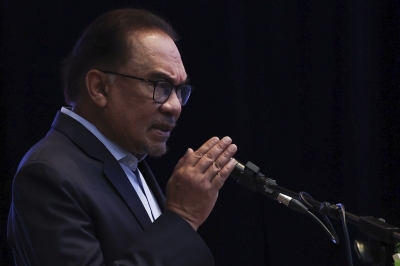 PM Anwar表示小项目的实施不令人满意，希望加快进程 – 马来邮件