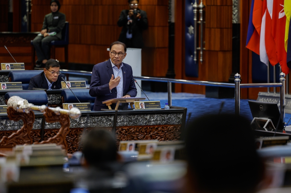 Given the absence of rules and regulations having the force of law in Malaysia to govern government procurement, the announcement by Prime Minister Anwar Ibrahim that a Government Procurement Bill would be tabled by year-end is most welcomed, the writer opined. — Bernama pic