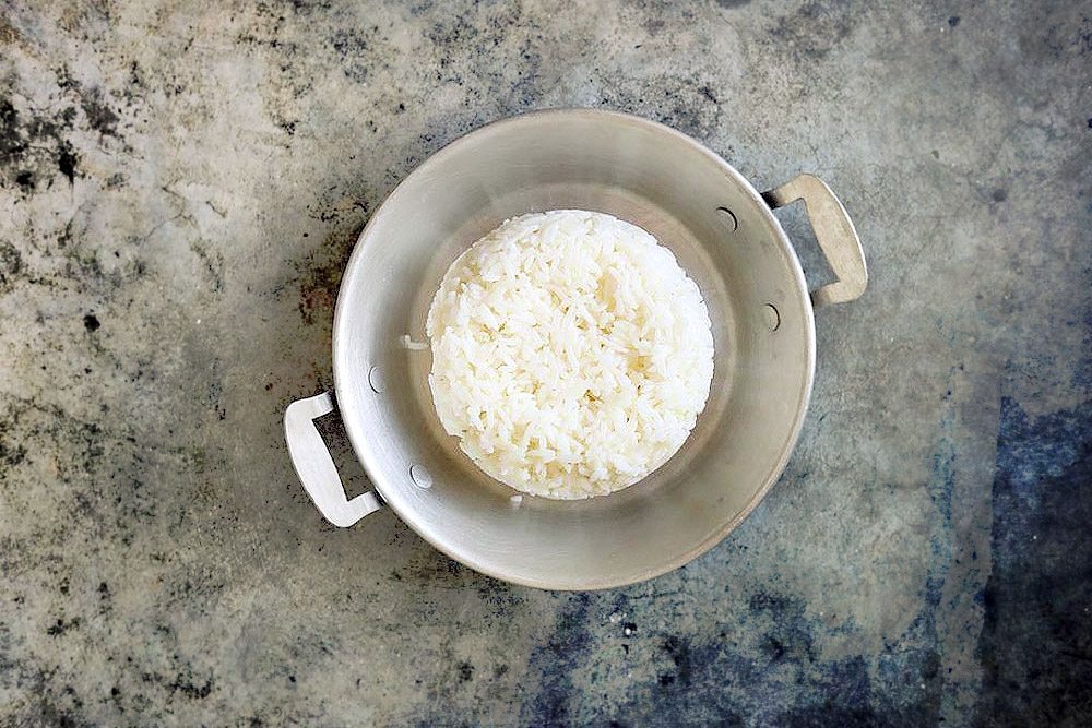 Steamed parboiled long-grain rice.