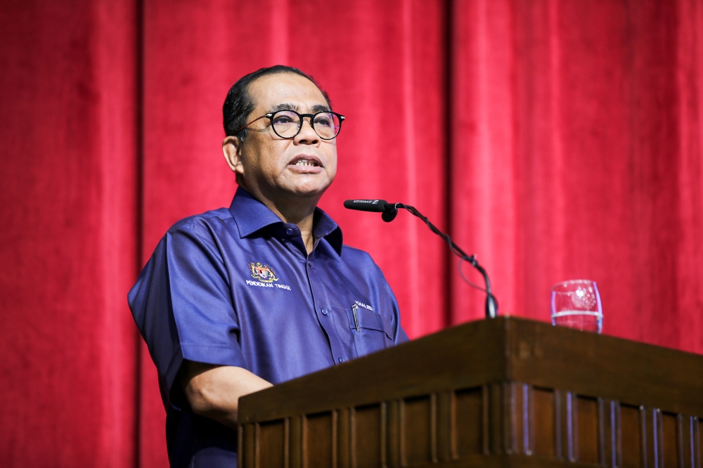 Minister of Higher Education Datuk Seri Khaled Nordin closes Jom Masuk U 2023 campaign @ Dewan Tunku Canselor, Universiti Malaya  June 4,2023. Picture by Ahmad Zamzahuri