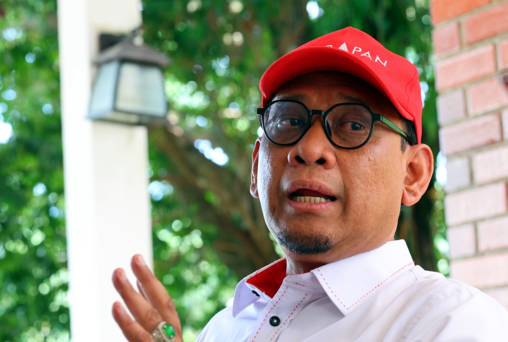 Selangor PH election director Mohd Yahya Mat Sahri speaks to reporters after the Special PKR MPP Meeting at the Seri Perdana Complex in Putrajaya June 25, 2023. — Bernama pic