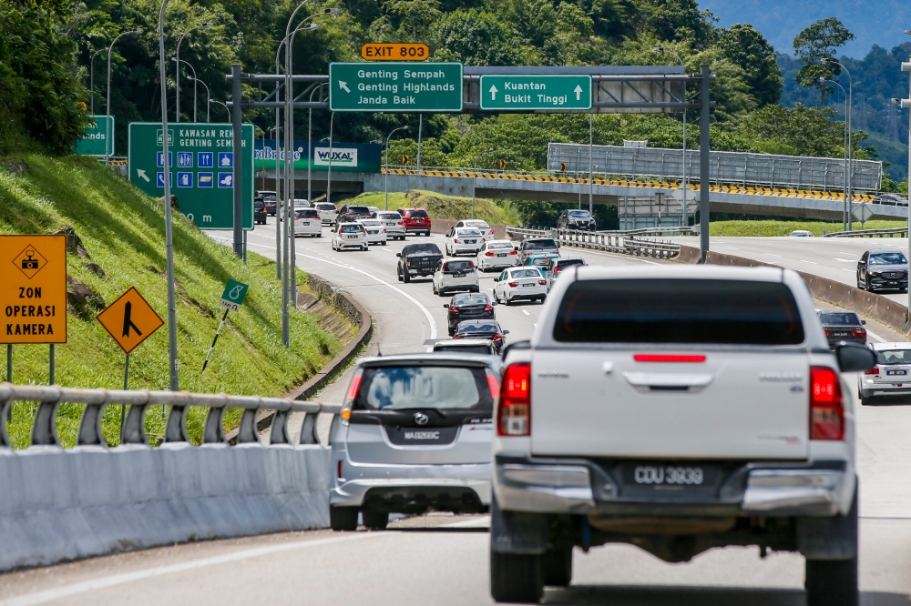 Johor deputy police chief DCP M. Kumar said proactive measures have been taken to ensure smooth traffic flow via Op Lancar, particularly in 47 hotspots and 27 ‘black spot’ locations. — Picture by Hari Anggara 