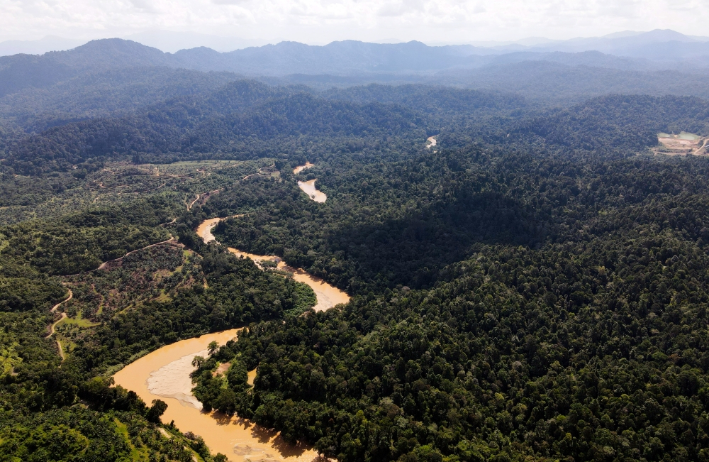 An aerial view of Sungai Taladas after the water surge at Jeram Air Putih during a Bernama photo survey in Kampung Teladas, July 4, 2023. — Bernama pic 