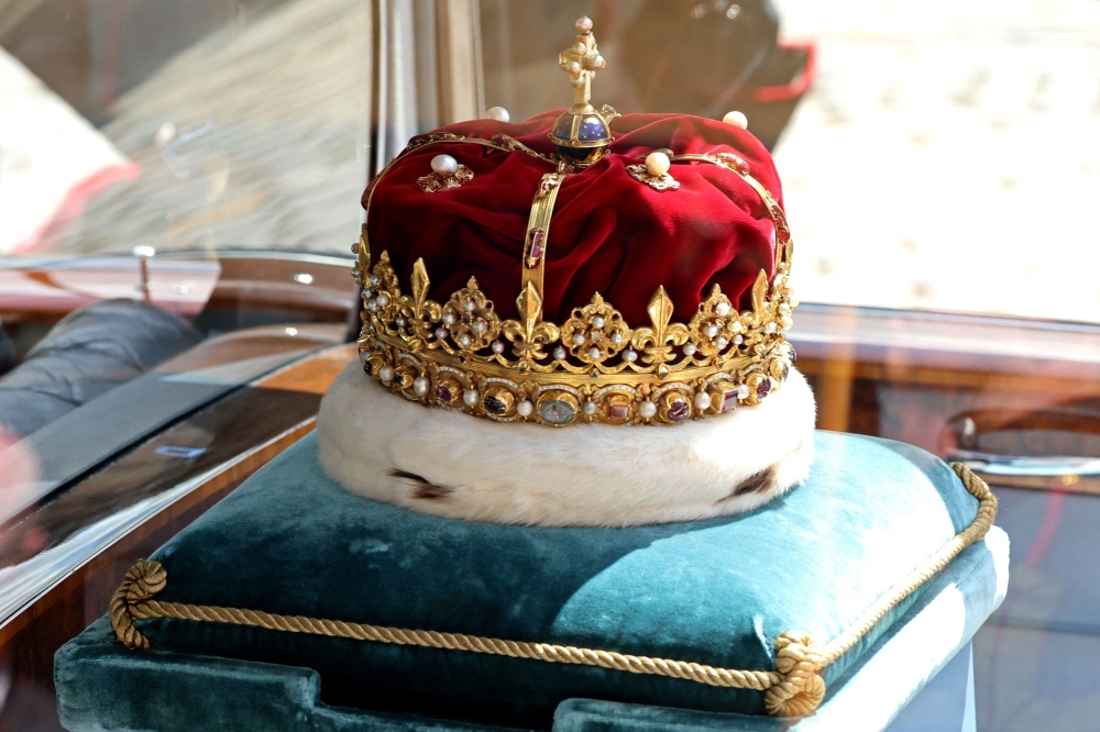 Pandangan umum mengenai Permata Mahkota Scotland menjelang upacara kesyukuran dan dedikasi negara kepada pertabalan Raja Charles III dan Ratu Camilla di Katedral St Giles di Edinburgh 5 Julai 2023. — Gambar Chris Jackson/Pool/Reuters