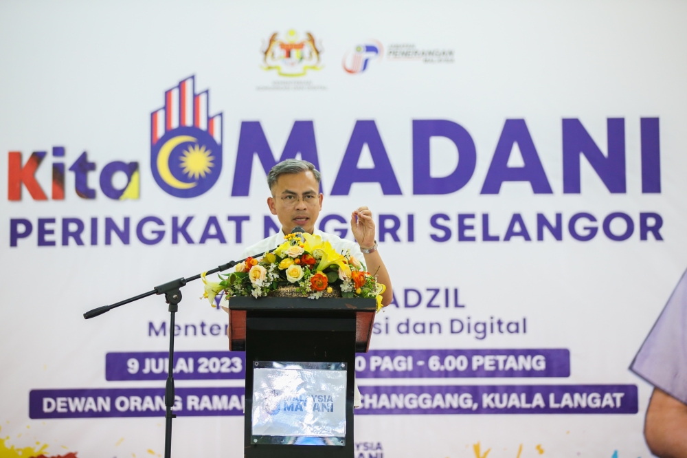 Communications and Digital Minister Fahmi Fadzil said the ministry constantly scrutinised and monitored issues related to 3R — religion, royalty and race — that is uploaded or featured on social media platforms. — Picture by Ahmad Zamzahuri