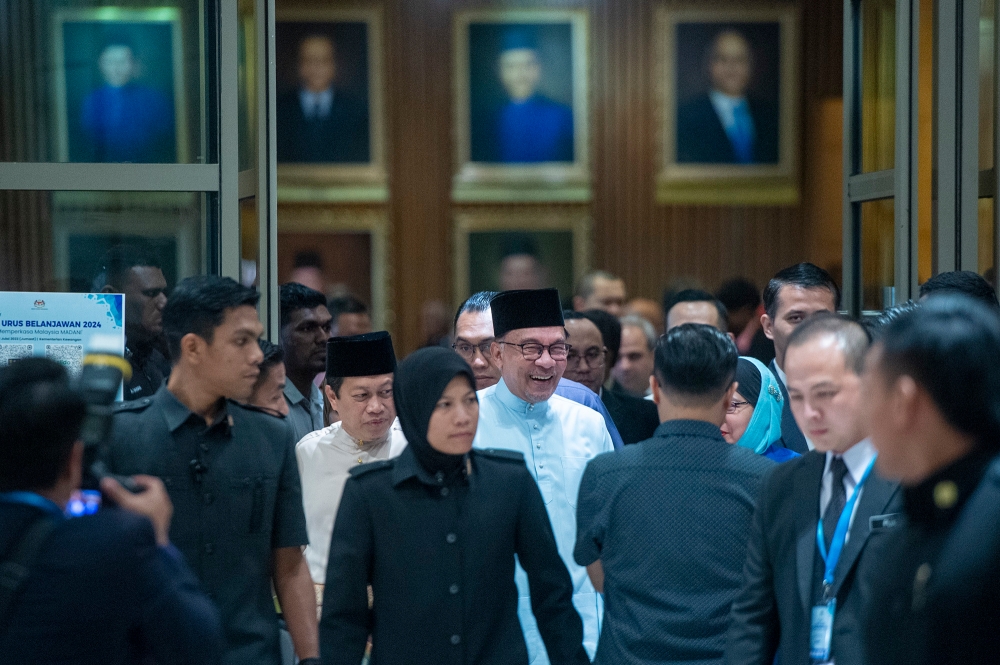 Prime Minister Datuk Seri Anwar Ibrahim said the assistance was among the announcement made through the Social Protection for the Needy aspect as a first step towards realising the Madani economic narrative ahead of the tabling of the Madani Budget 2024 in October. —  Picture by Shafwan Zaidon