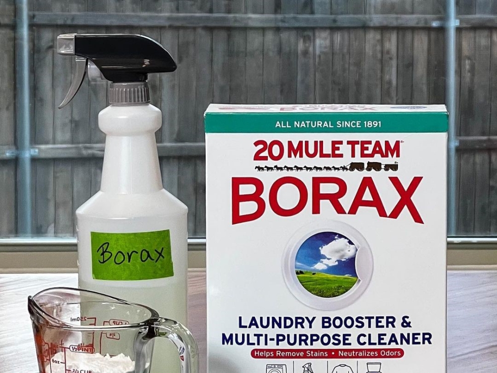 Easy Slime with Borax and Glue - Savvy Saving Couple