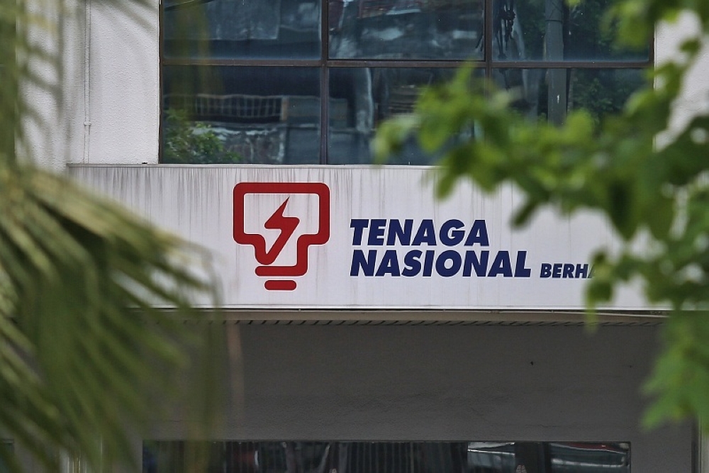 Tenaga Nasional Bhd (TNB) and Petronas have inked a joint feasibility study agreement (JFSA) to advance studies for hydrogen business development in Malaysia. — File picture by Saw Siow Feng