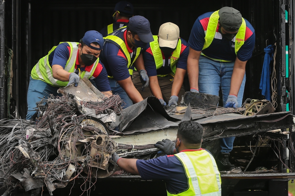 The wreckage of the aircraft being transported, August 21, 2023. — Picture by Yusof Mat Isa