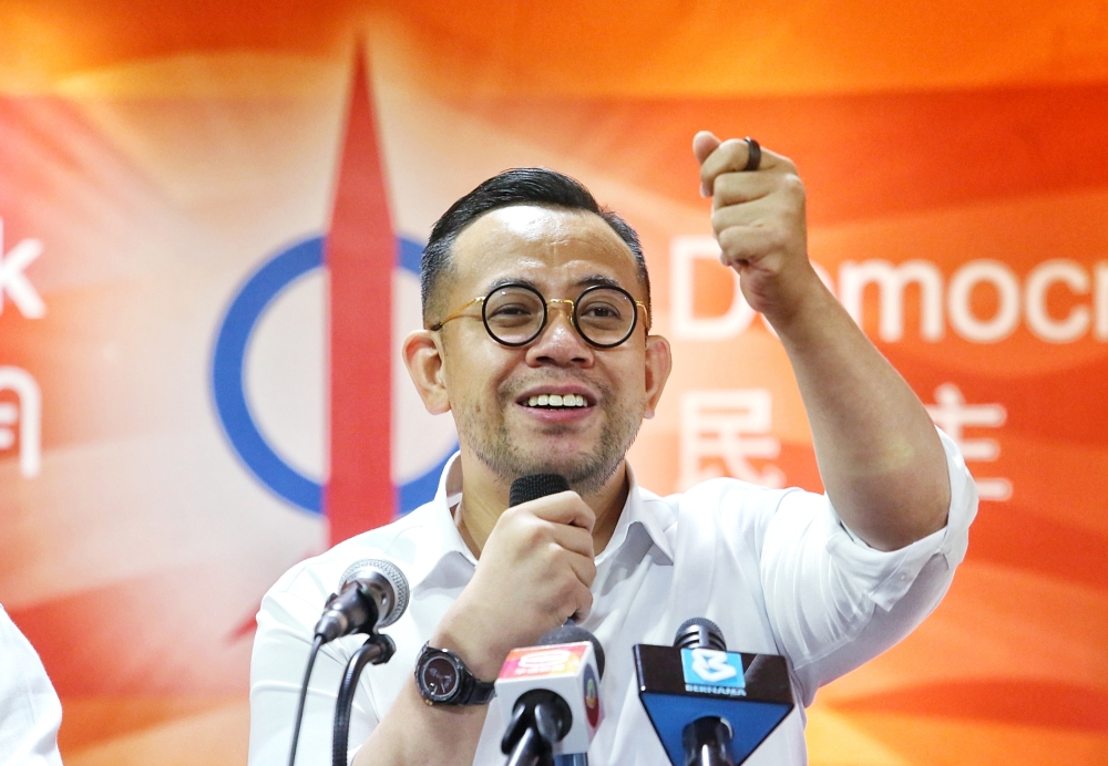 DAP national organising secretary, Steven Sim speaks at a press conference at the party headquarters in Pudu September, 2023 . — Picture by Choo Choy May