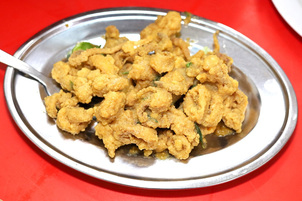 Also, try the Salted Egg Yolk Squid that is deep fried and coated with salted egg yolk.