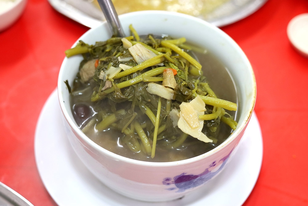 Watercress Soup is a great addition to a meal here when paired with rice.