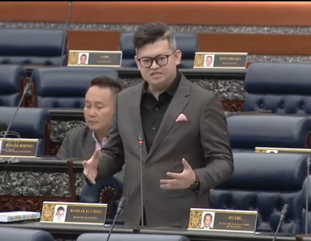 Bandar Kuching MP Dr Kelvin Yii says there should be a transparent and independent investigation into the shocking revelations of infants of stateless mothers in a Sabah hospital being forcibly taken away and given up for adoption. ― Borneo Post pic