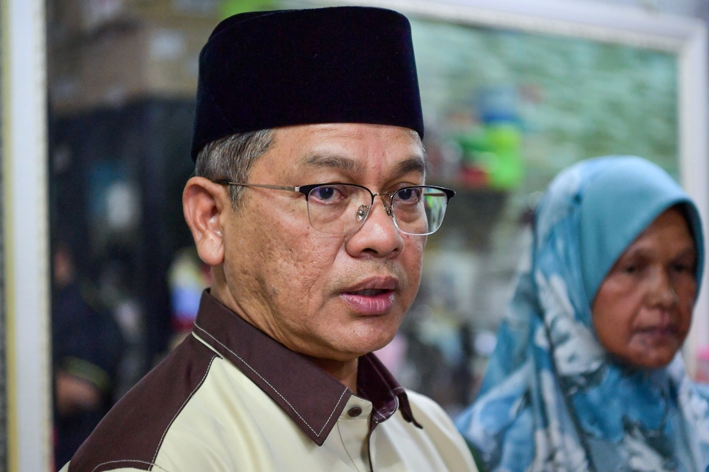 Minister in the Prime Minister’s Department (Religious Affairs) Datuk Mohd Na’im Mokhtar speaks to reporters after the closing ceremony of the Malaysian Religious Secondary School Science Festival in Ampang September 24, 2023. — Bernama pic 