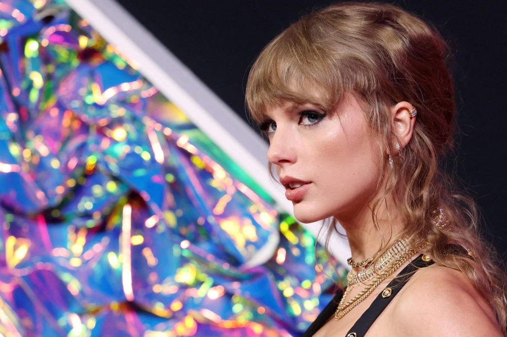 SNF' Spikes With Taylor Swift: TV Ratings for Oct. 1, 2023 – The