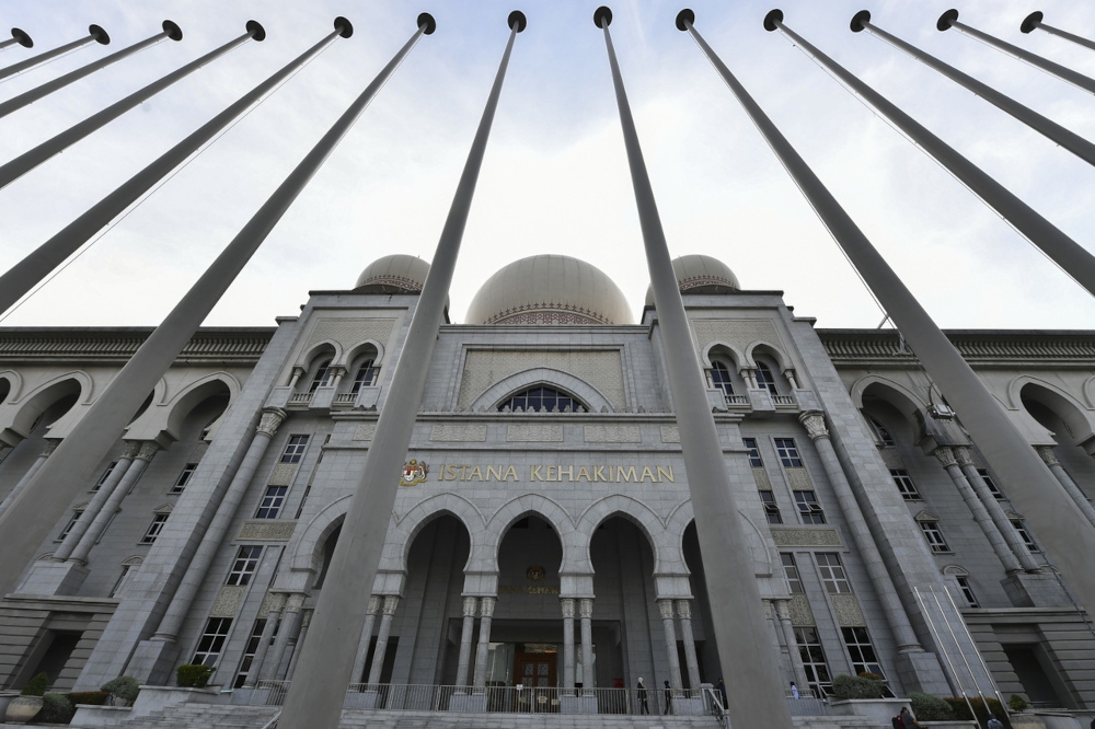 Md Shahzada Saju’s appeal for a lower imprisonment term was dismissed today by the court’s three-member panel comprising Justices Datuk Vazeer Alam Mydin Meera, Datuk Ahmad Zaidi Ibrahim and Datuk S.M. Komathy Suppiah. — Bernama pic 