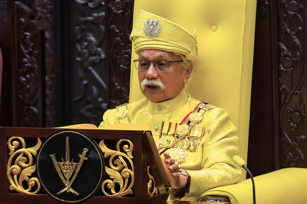 The Yang Dipertuan Besar of Negeri Sembilan Tuanku Muhriz Tuanku Munawir said the duties given to the people’s representatives must be carried out with full integrity and accountability, prioritising the interests of the state without any agenda of political or personal interests. — Bernama pic 