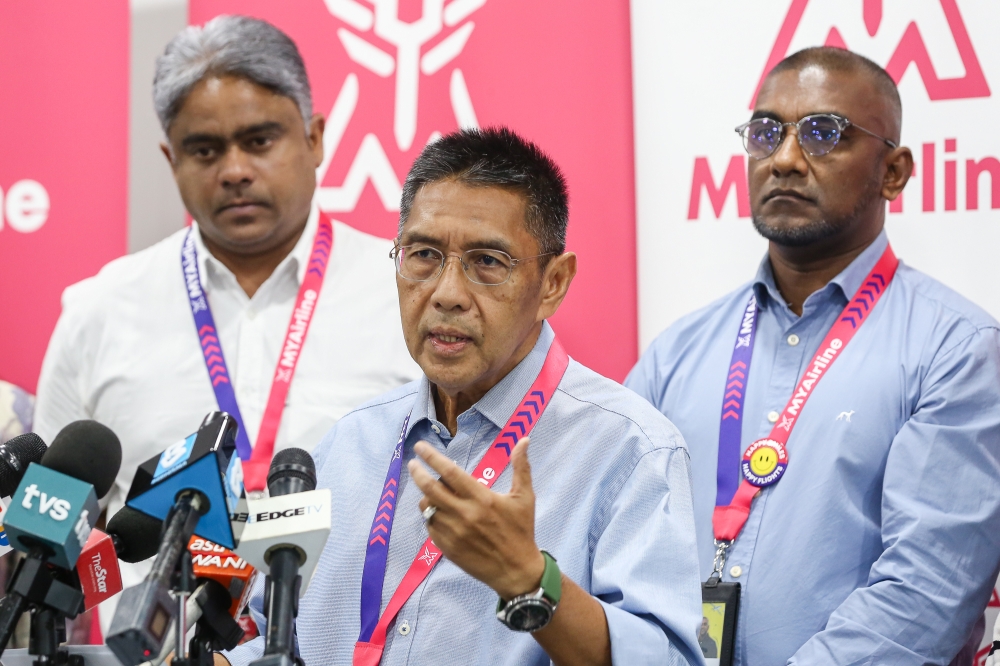 MYAirline interim accountable executive Datuk Seri Azharuddin Abdul Rahman speaks during a press conference at its headquarters in Subang Jaya October 16, 2023. — Picture by Yusof Mat Isa